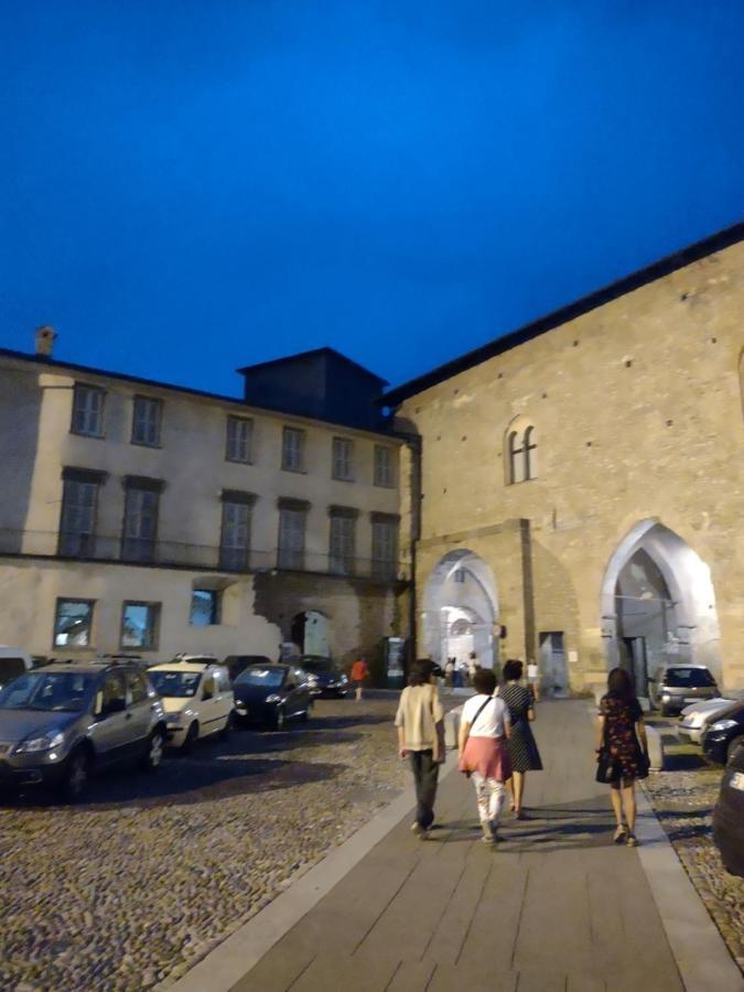 Appartamento Dolce Notti Bergamo Esterno foto